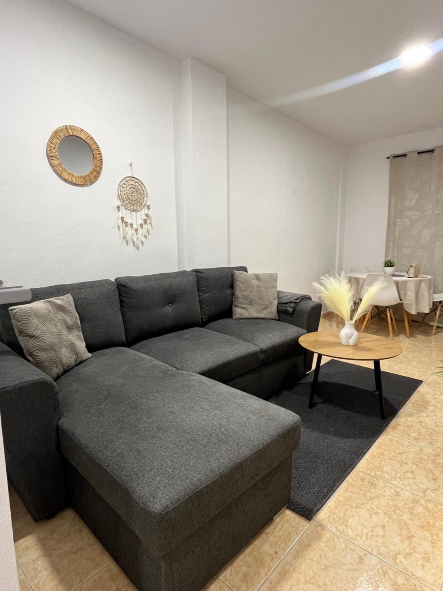Magdalena Apartament Torrevieja Buitenkant foto