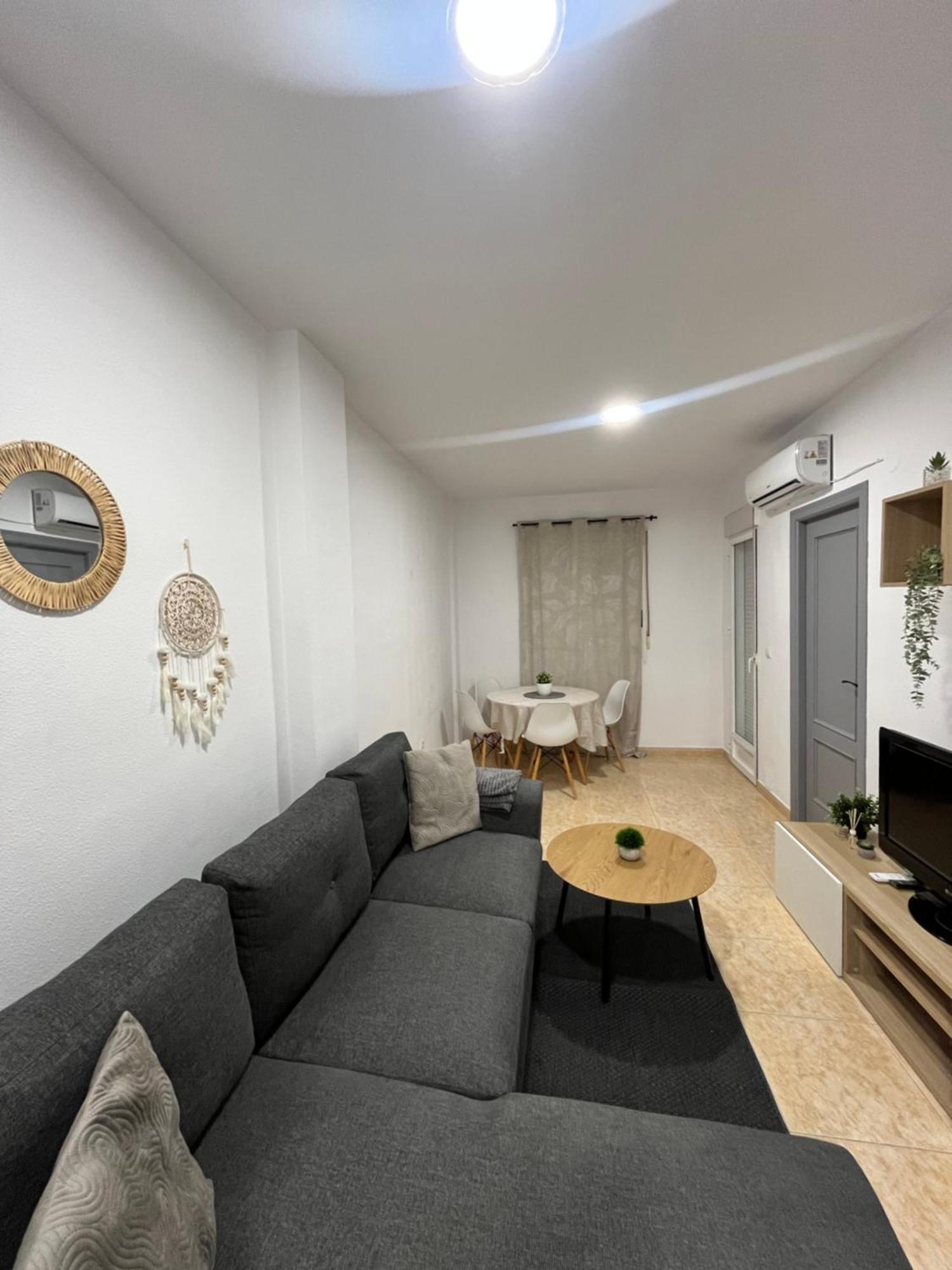 Magdalena Apartament Torrevieja Buitenkant foto